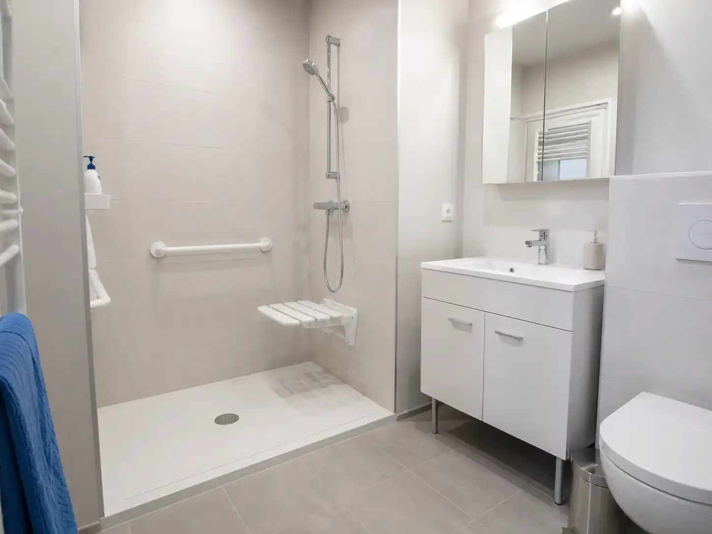Image installateur douche senior 7 habitat loisirs seniors